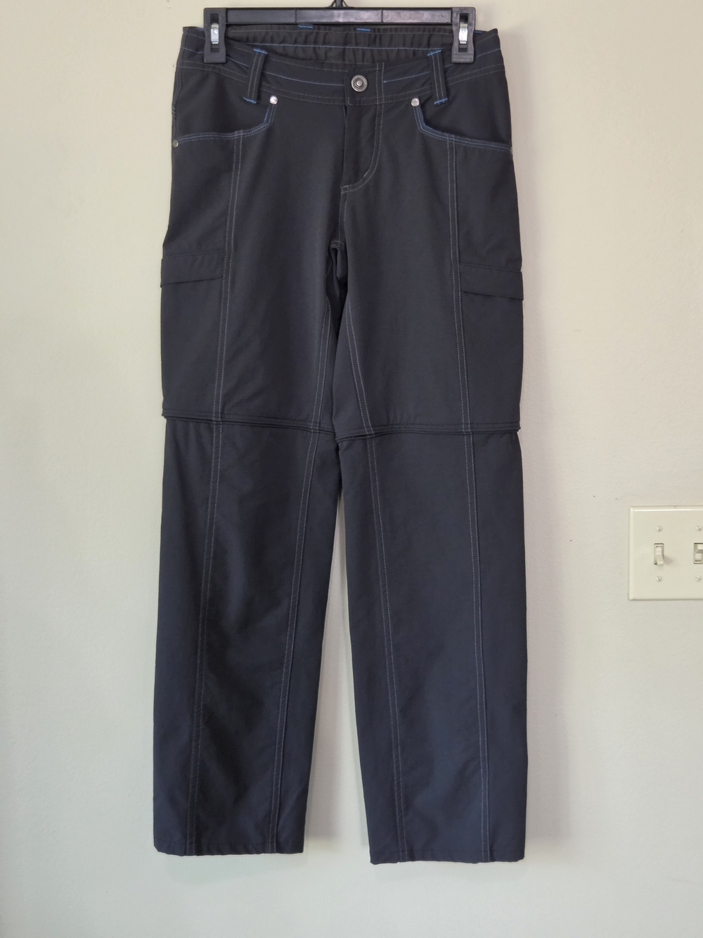 Kuhl Black Cargo Pants with Contrast Stitching